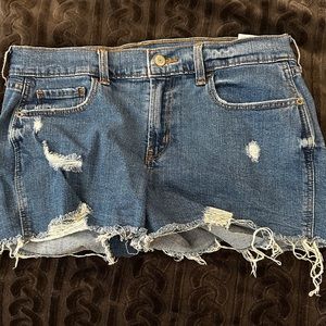 Old Navy “Boyfriend Shorts” Size 6